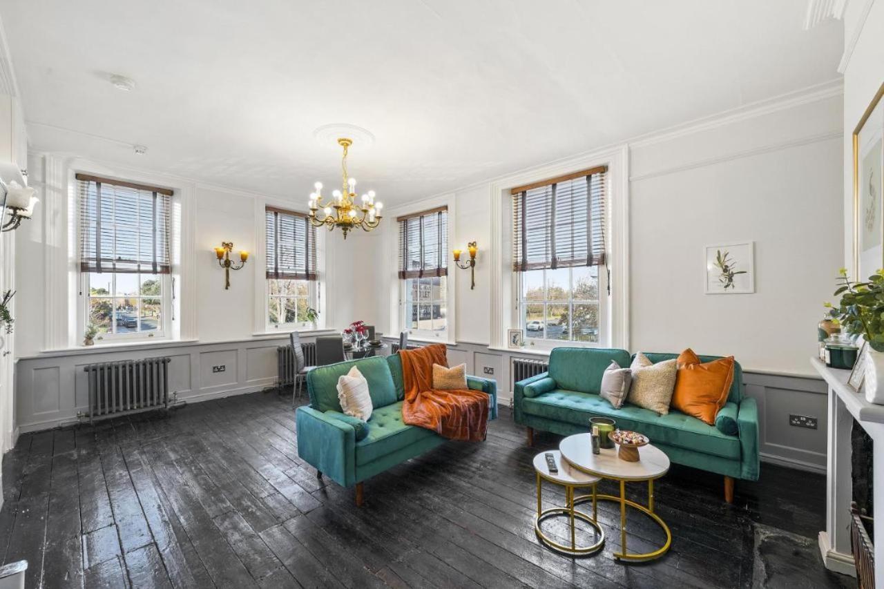 Fantastic By Livestay Short Lets & Serviced London, Chiswick With Free Parking Londres