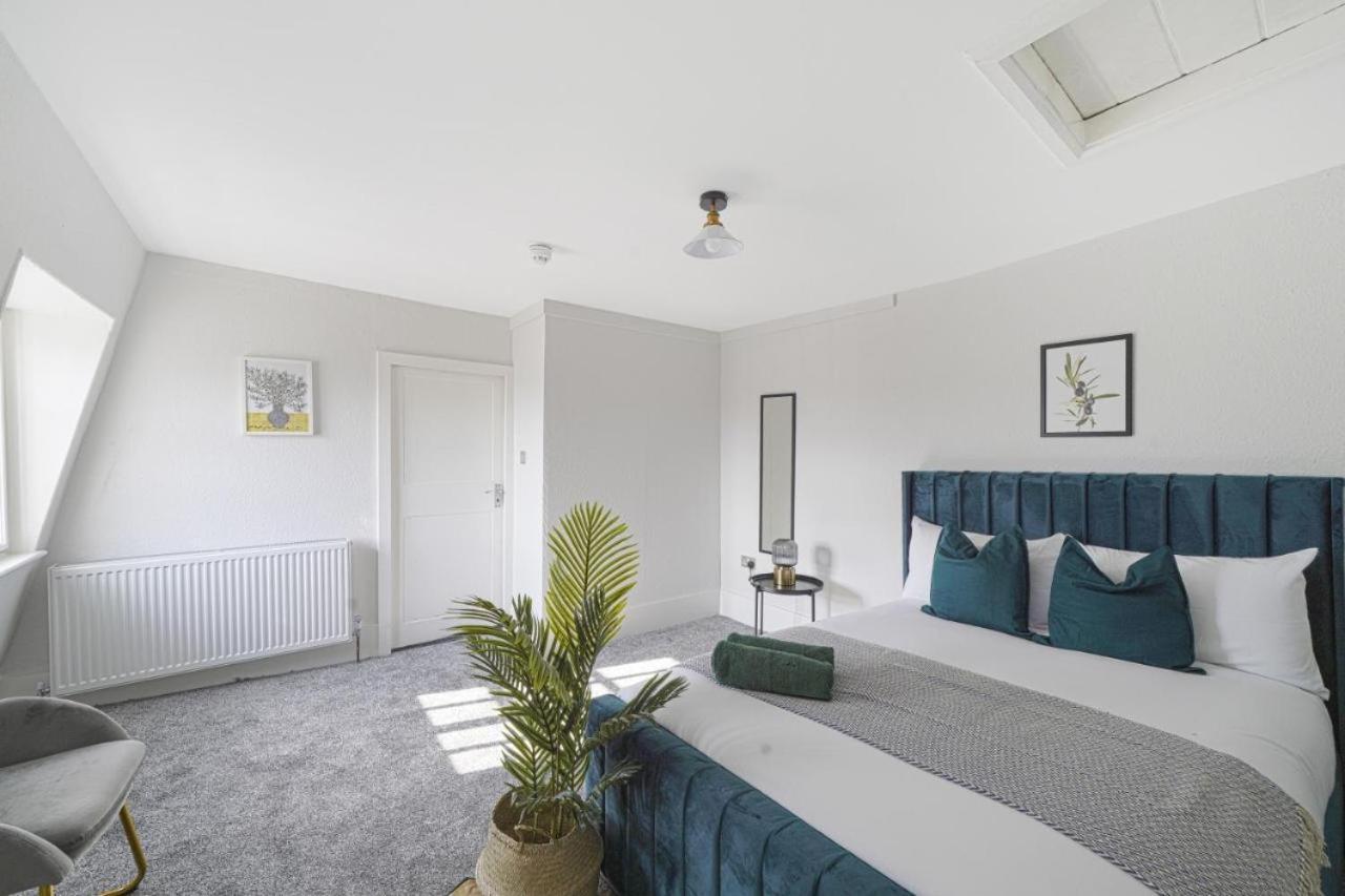 Fantastic By Livestay Short Lets & Serviced London, Chiswick With Free Parking