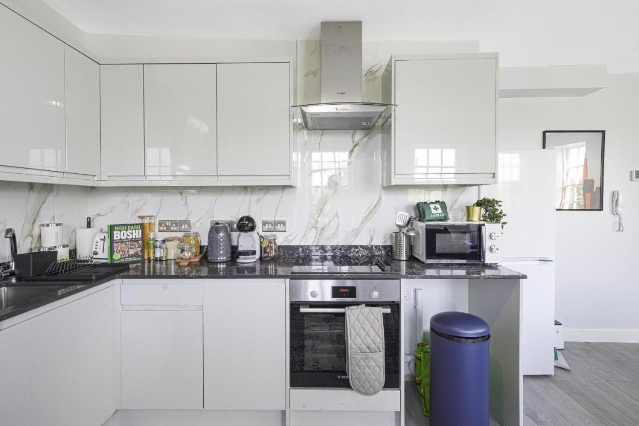 Appartement Fantastic By Livestay Short Lets & Serviced London, Chiswick With Free Parking *